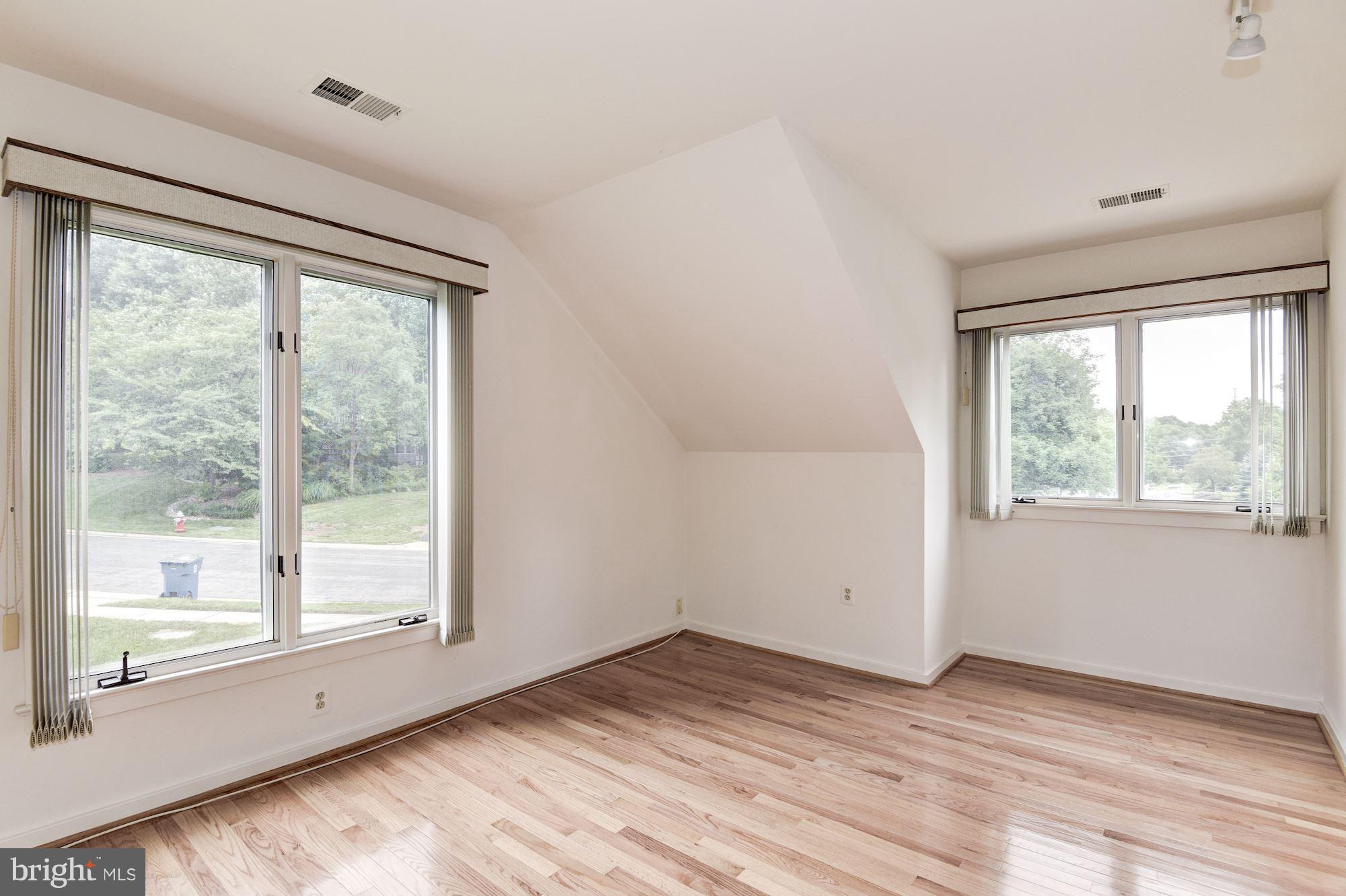 1658 Wild Pine Way Reston, VA 20194 - Photo 21 of 30 Bedroom 4
