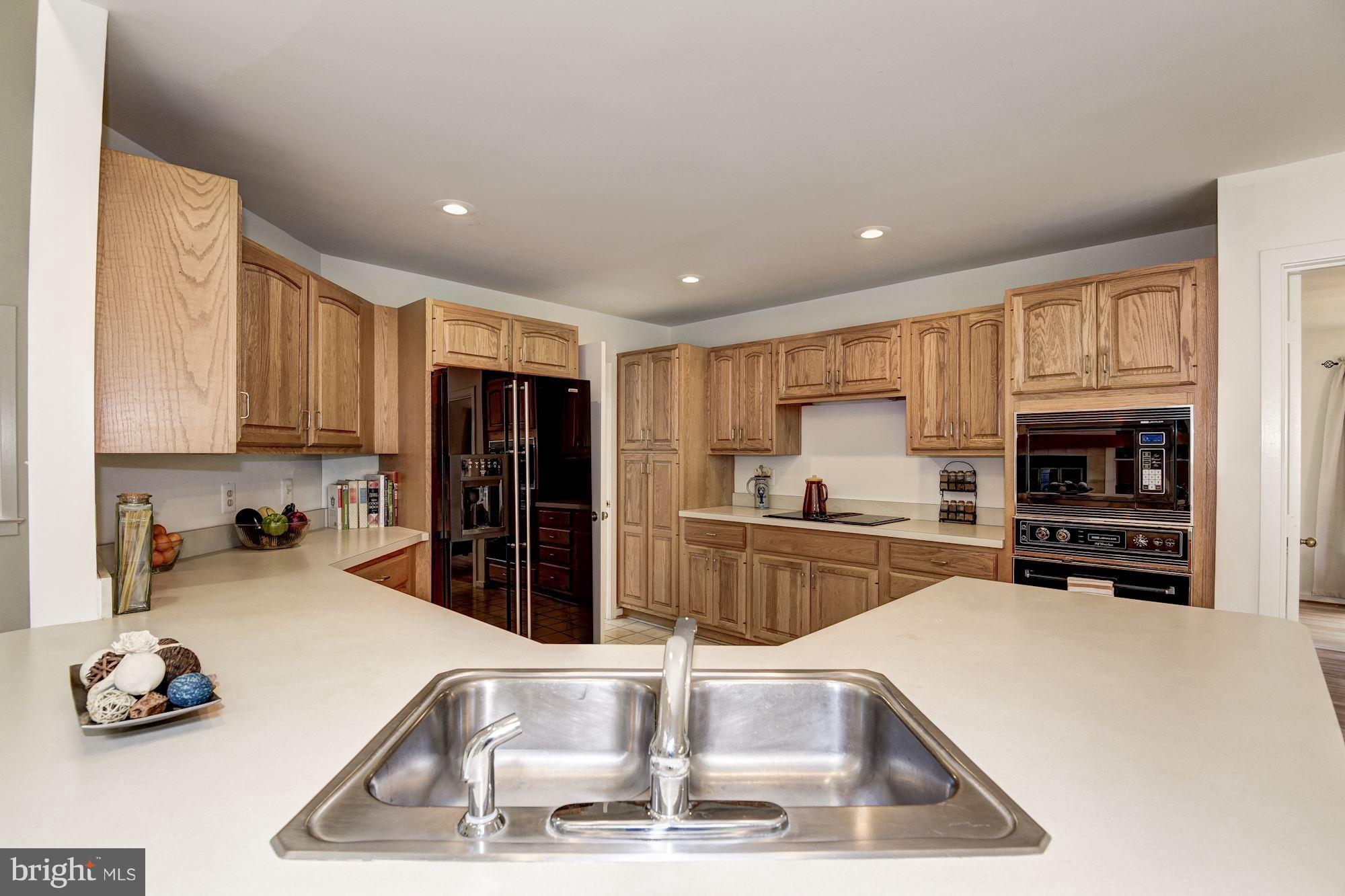 1658 Wild Pine Way Reston, VA 20194 - Photo 30 of 30 Spacious Open Floor Plan Kitchen
