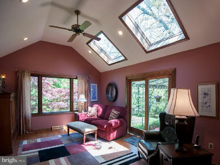 2224 North Stone Ridge Lane Villanova, PA 19085 - Photo 8 of 21