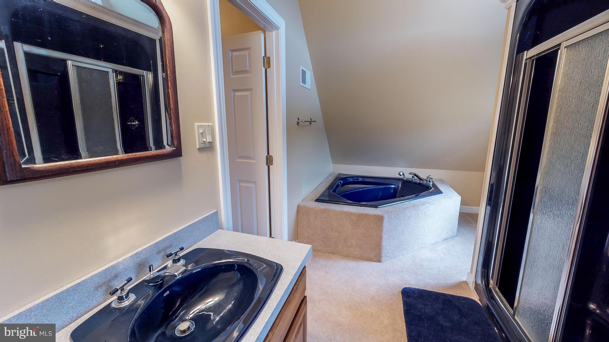 1140 New Hope Road Cross Junction, VA 22625 - Photo 19 of 30 Full Bath - second floor