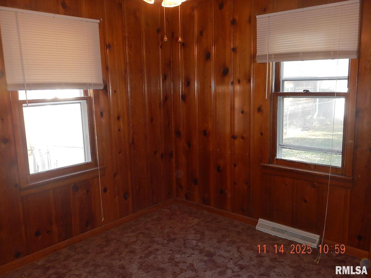 814 4th Street Colona, IL 61241 - Photo 15 of 26 an empty room with windows