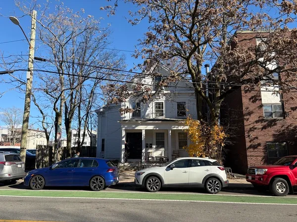 $1,195,000 | 33 Beacon Street, Somerville, MA 02143