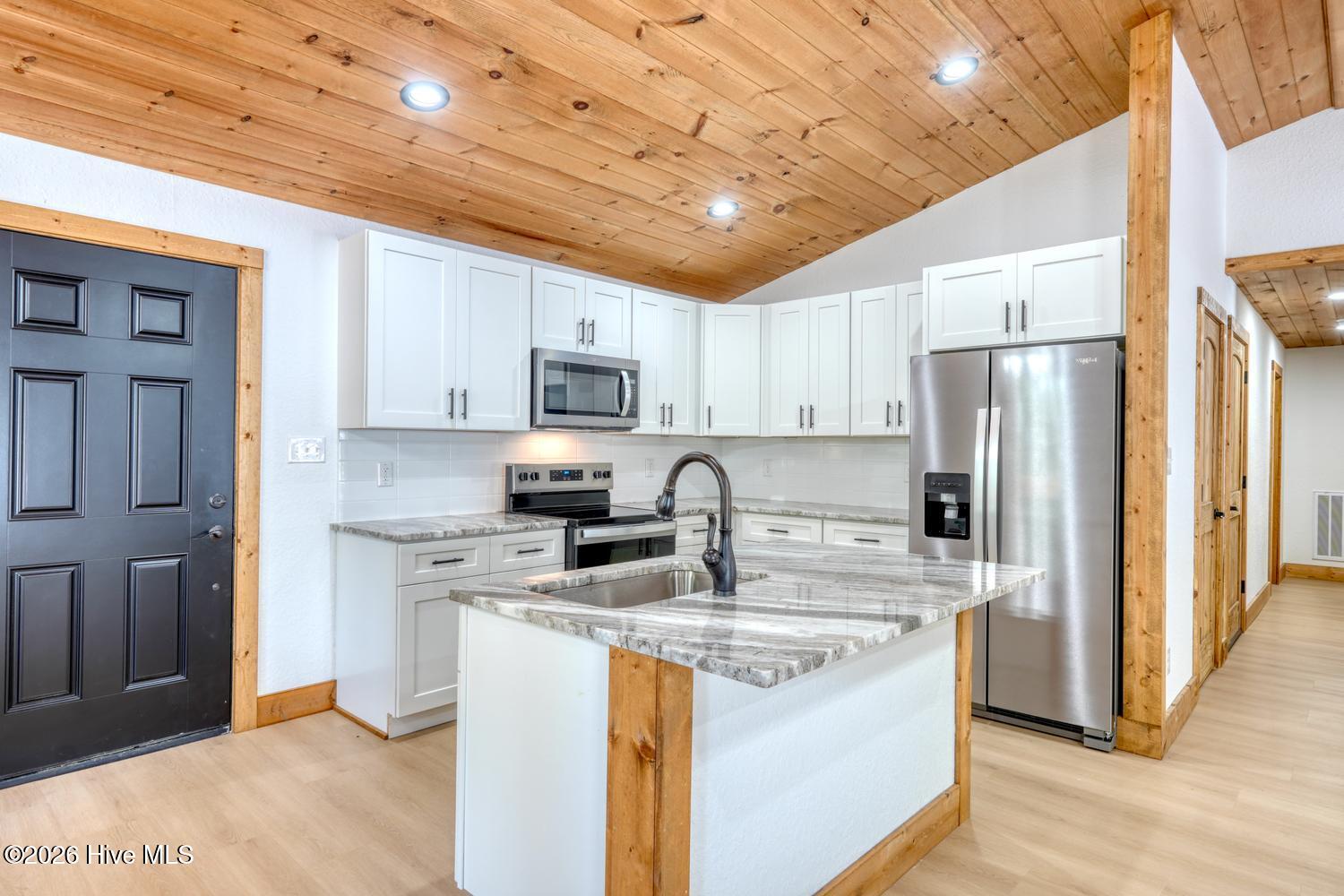 226 Choctaw Rdg Trail Murphy, NC 28906 - Photo 12 of 48 Gallery Image 12