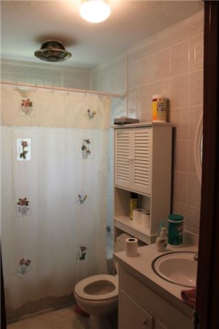 7540 Wrigley Road Lyles, TN 37098 - Photo 12 of 12 Bathroom