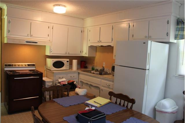 7540 Wrigley Road Lyles, TN 37098 - Photo 8 of 12 Kitchen before the new paint