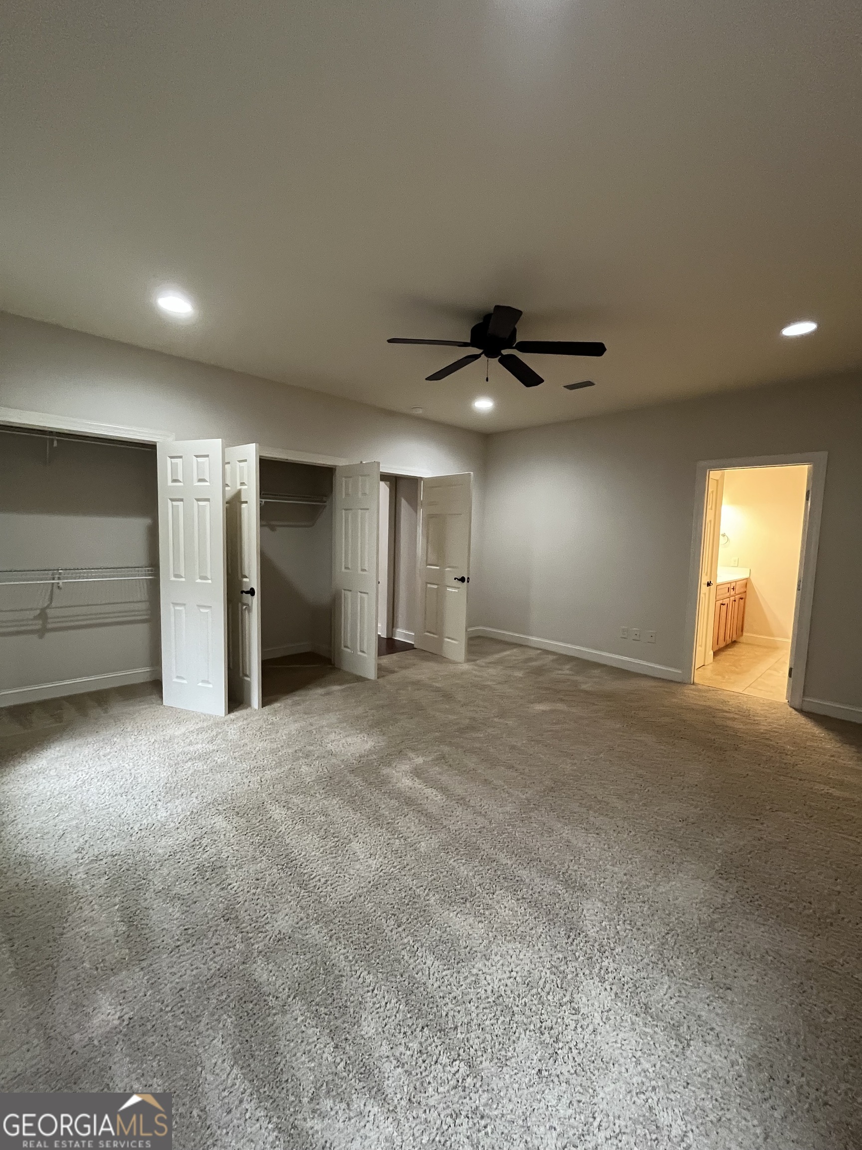708 Osborne Street, Unit 206 St. Marys, GA 31558 - Photo 22 of 27 a view of an empty room with a window