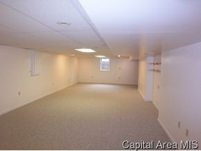 13 Roosevelt Road Springfield, IL 62703 - Photo 8 of 12