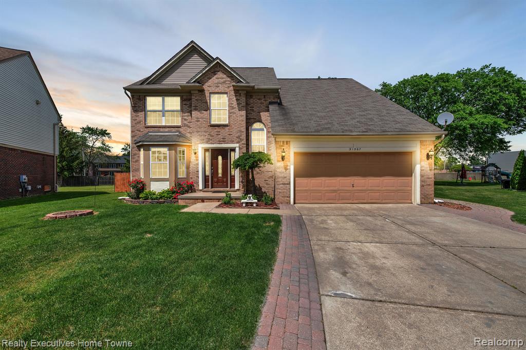 31367 Maple Ridge Lane Madison Heights, MI 48071 - Photo 1 of 31