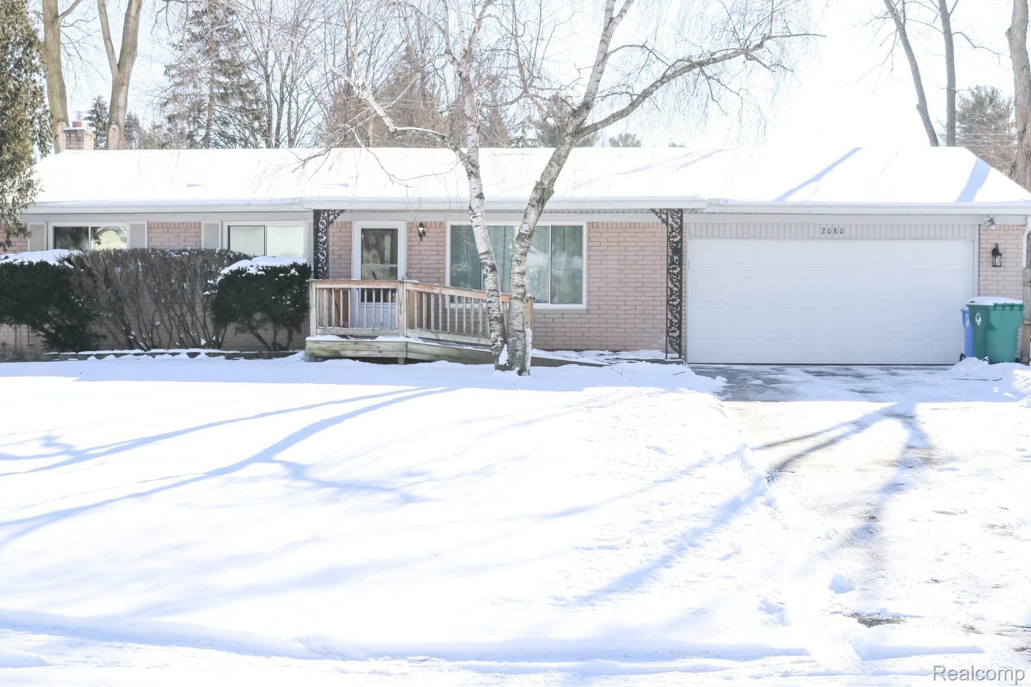 2080 Metzner - Front of House View.jpg