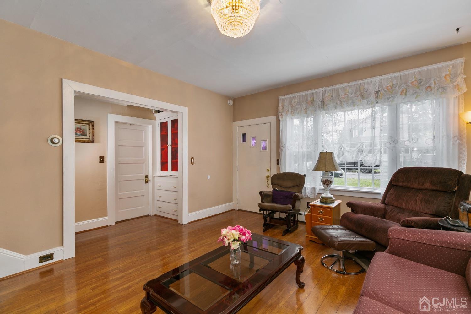 135 North Hill Road Colonia, NJ 07067 - Photo 7 of 26