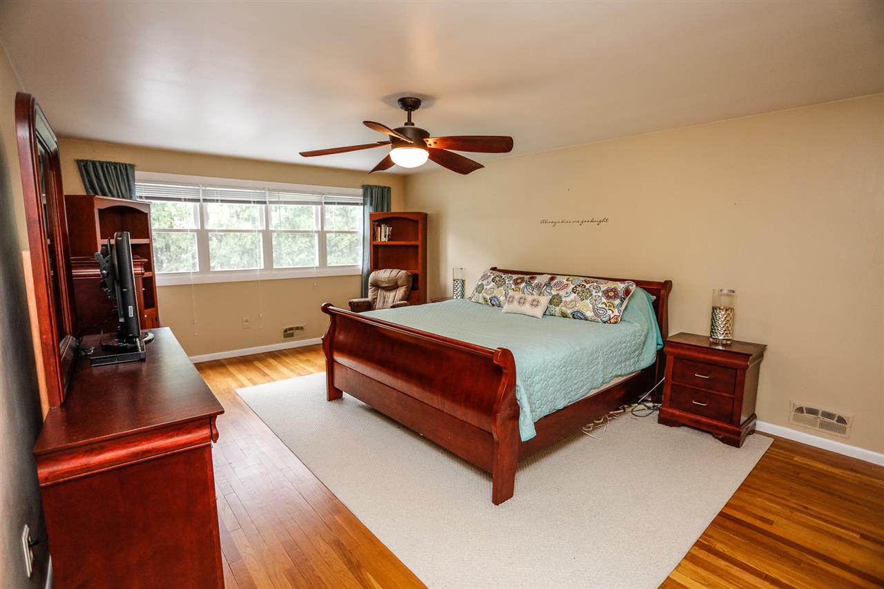 42 North Acres Road Manchester, NH 03104 - Photo 20 of 40 Gallery Image 20