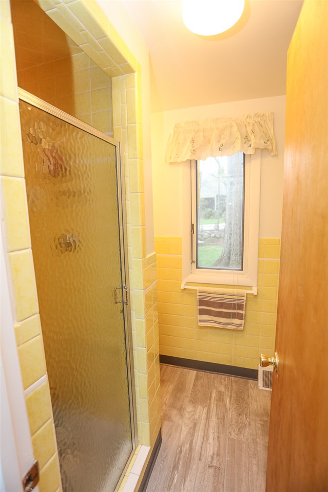 42 North Acres Road Manchester, NH 03104 - Photo 30 of 40 Gallery Image 30