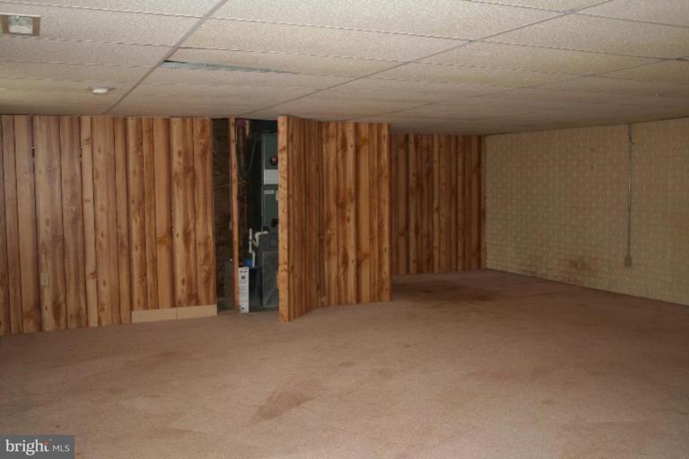 513 East 10th Avenue Ranson, WV 25438 - Photo 16 of 29 Basement #2