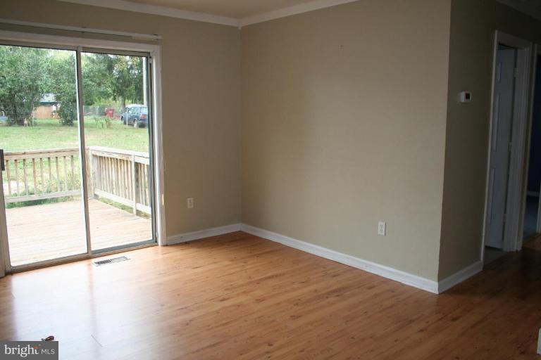 513 East 10th Avenue Ranson, WV 25438 - Photo 26 of 29 Dining Area