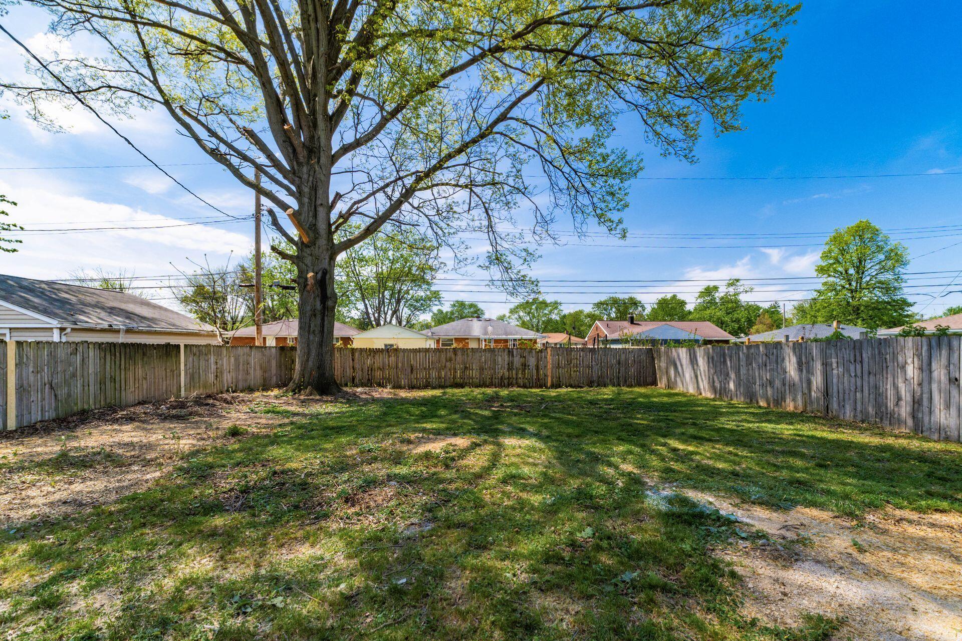1241 Erickson Road Columbus, OH 43227 - Photo 44 of 47 048_ Rd Columbus OH 43227 USA