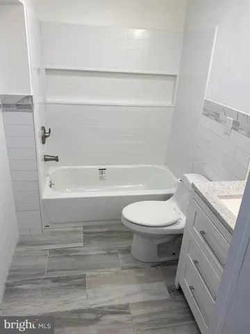 $3,000 | 404 Abbott Road, Hatboro, PA 19040