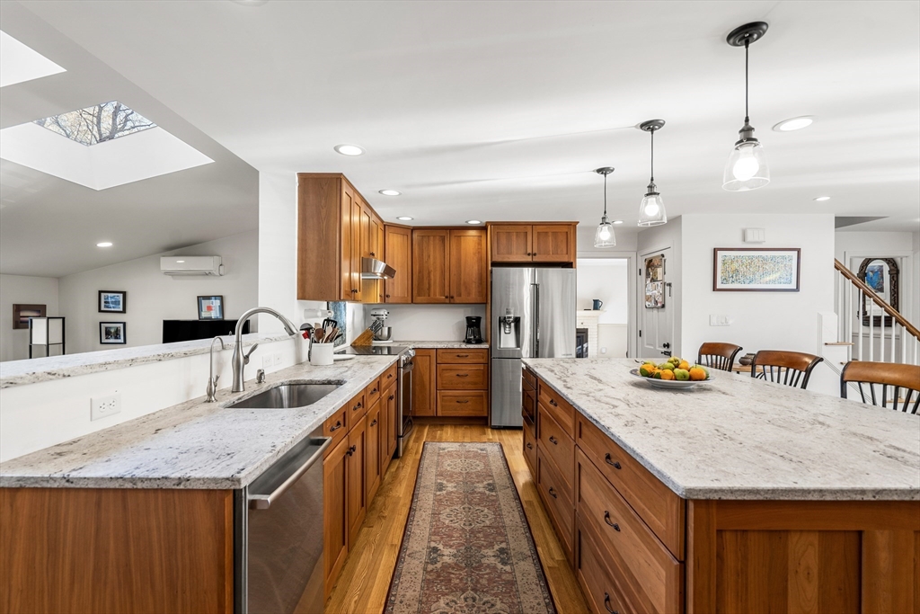 6 Tall Tree Drive Beverly, MA 01915 - Photo 10 of 38