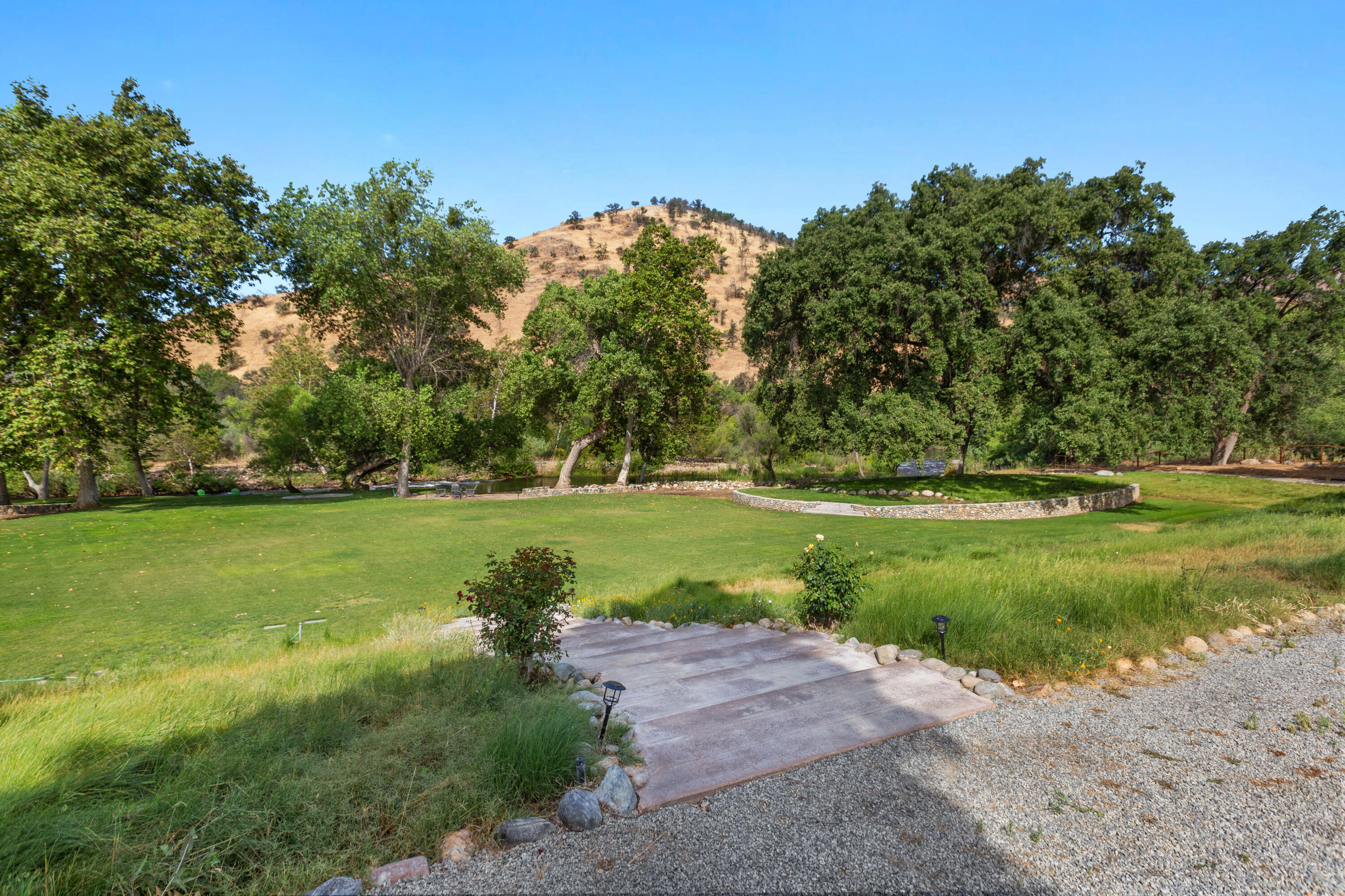 40863 Sierra Drive, Unit D Three Rivers, CA 93271 - Photo 11 of 108 3S6A5130