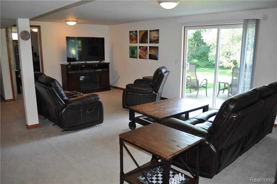 4255 Ridge Court Pinckney, MI 48169 - Photo 25 of 35 26.JPG