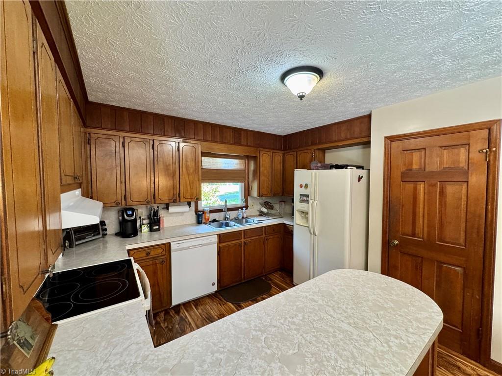 237 West Dodson Mill Road, Unit DODSON Pilot Mountain, NC 27041 - Photo 5 of 29 Gallery Image 5