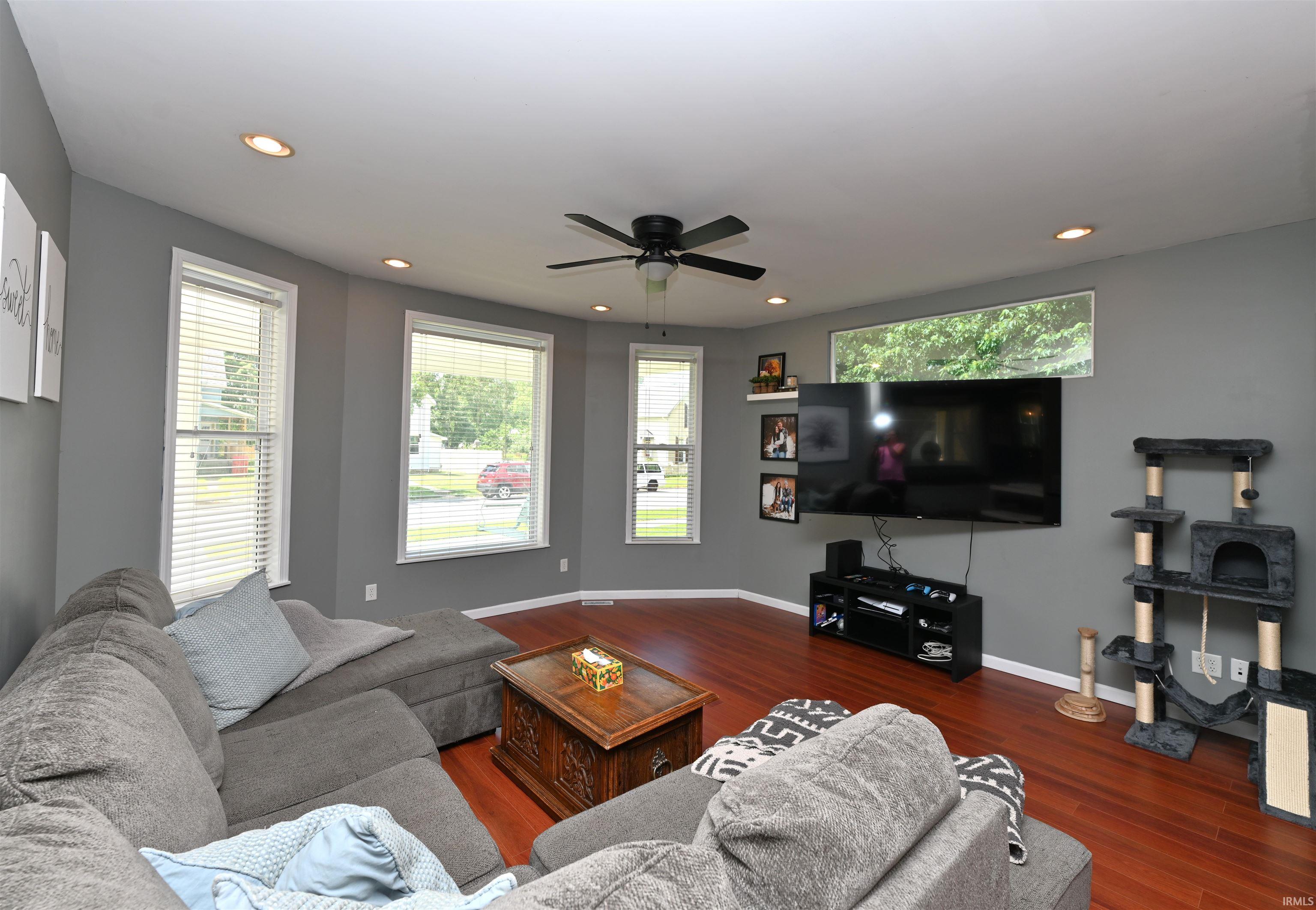 418 West 7th Street Rochester, IN 46975 - Photo 7 of 35