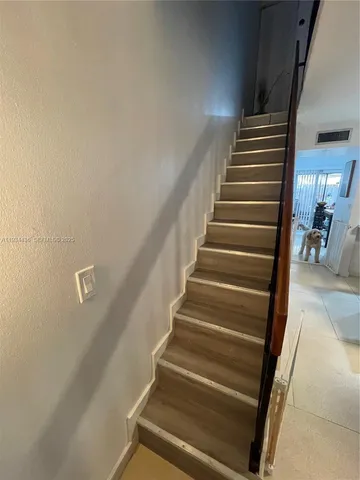 $2,600 | 5962 West 18th Avenue, Unit B2, Hialeah, FL 33012