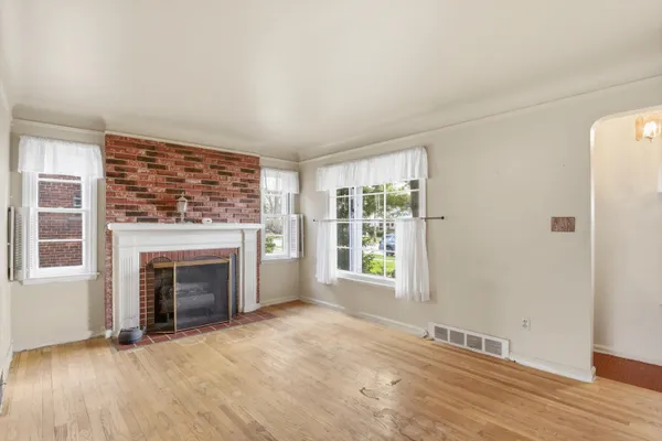 $200,000 | 3101 Woodside Street, Dearborn, MI 48124