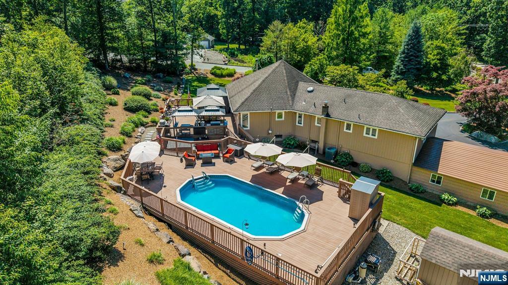 1034 Green Pond Road Newfoundland, NJ 07435 - Photo 5 of 34 Gallery Image 5