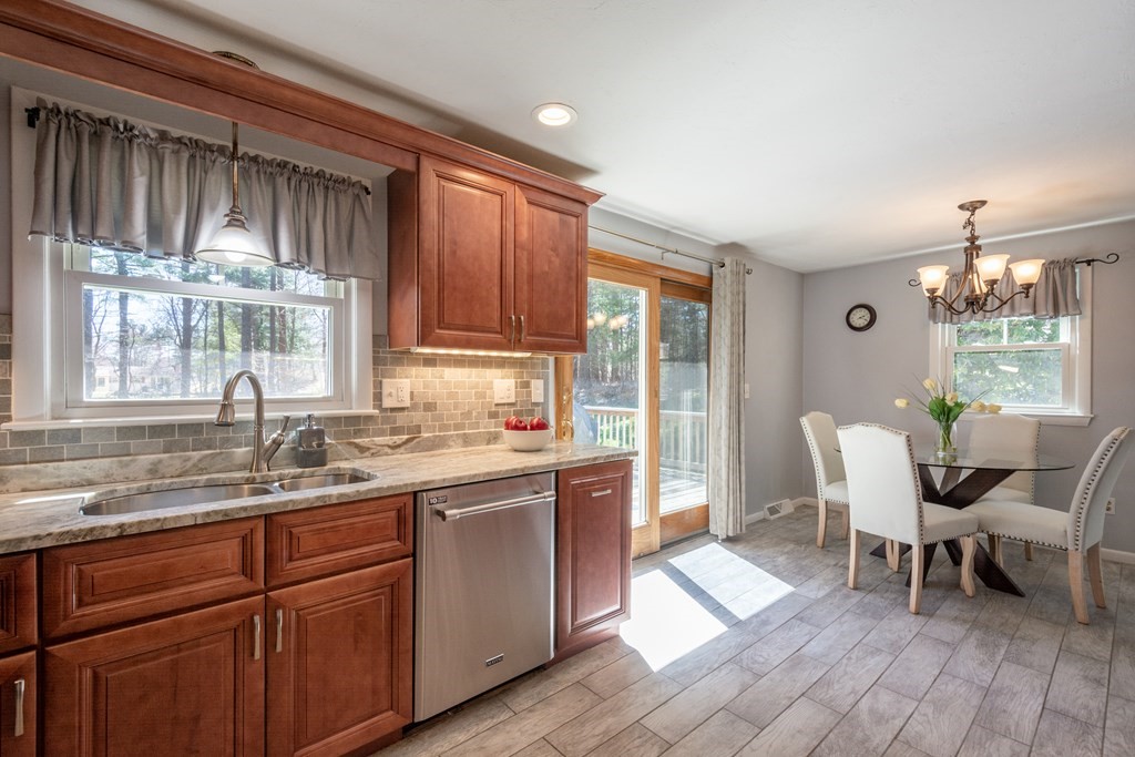 2 Rockpoint Road Southborough, MA 01772 - Photo 14 of 38 Gallery Image 14