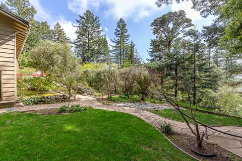 $2,475,000 | 13250 Skyline Boulevard, Woodside, CA 94062