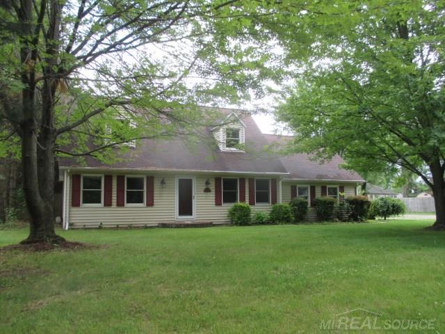 4528 Jerome Road Clarkston, MI 48346 - Photo 2 of 25