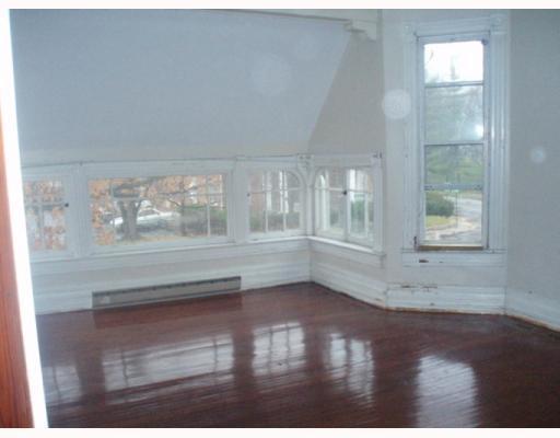 911 North Limestone Street Springfield, OH 45503 - Photo 4 of 8