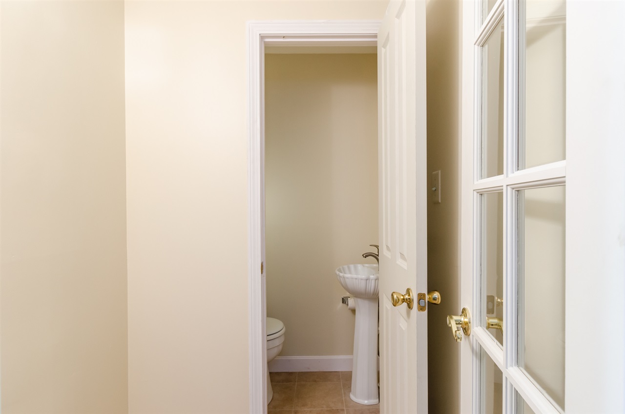 18 Spring Cove Road, Unit 106 Nashua, NH 03062 - Photo 15 of 35