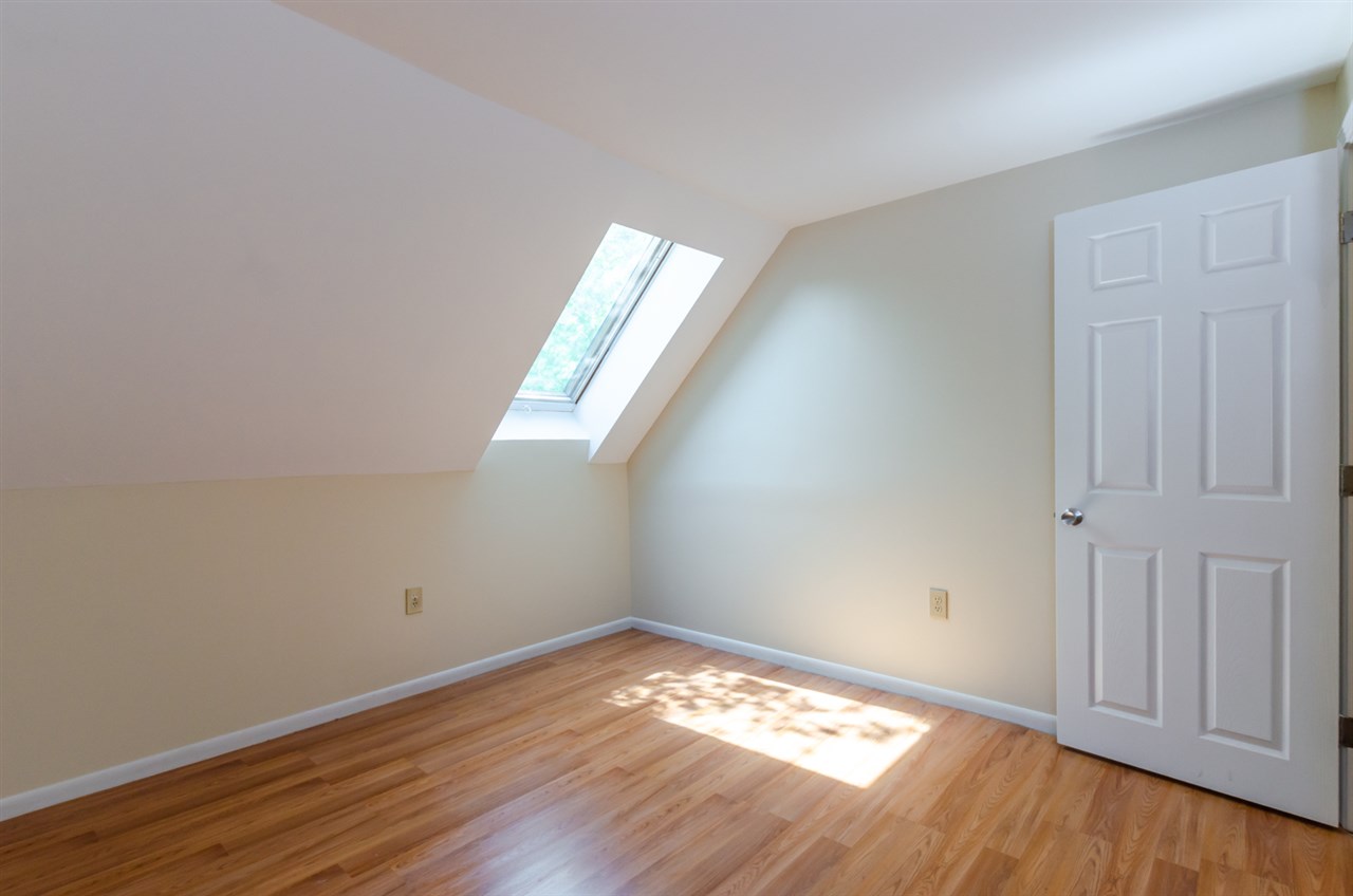 18 Spring Cove Road, Unit 106 Nashua, NH 03062 - Photo 9 of 35