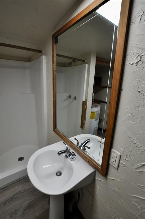 1800 Newport Road Weatherford, TX 76088 - Photo 2 of 12 Gallery Image 2