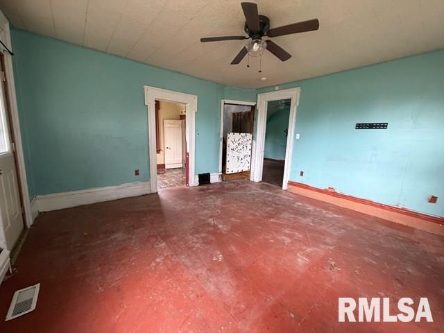 107 East Market Street Table Grove, IL 61482 - Photo 9 of 20