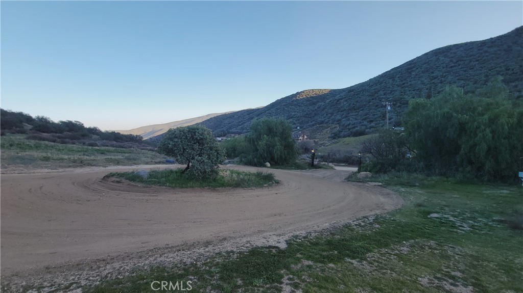 9301 Lost Valley Road Palmdale, CA 93551 - Photo 6 of 38