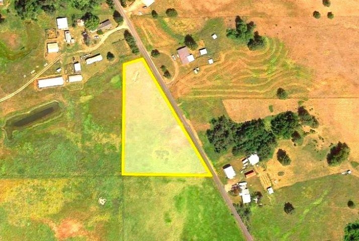 28115 North North Road Deer Park, WA 99006 - Photo 4 of 27 Gallery Image 4