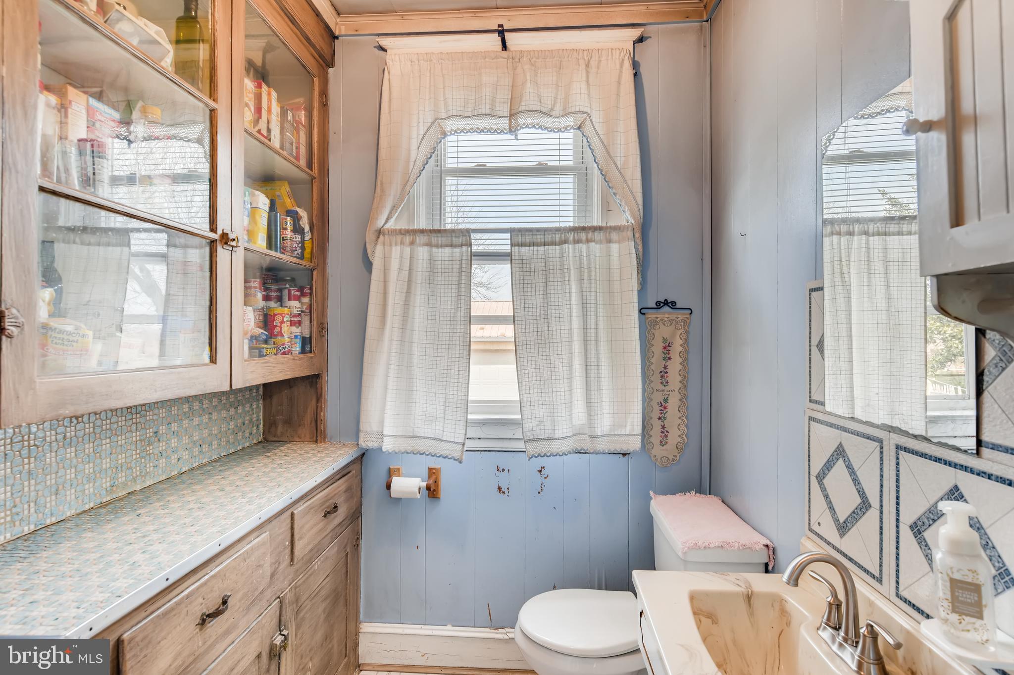 4608 Ridge Road Baltimore, MD 21236 - Photo 12 of 28 Gallery Image 12