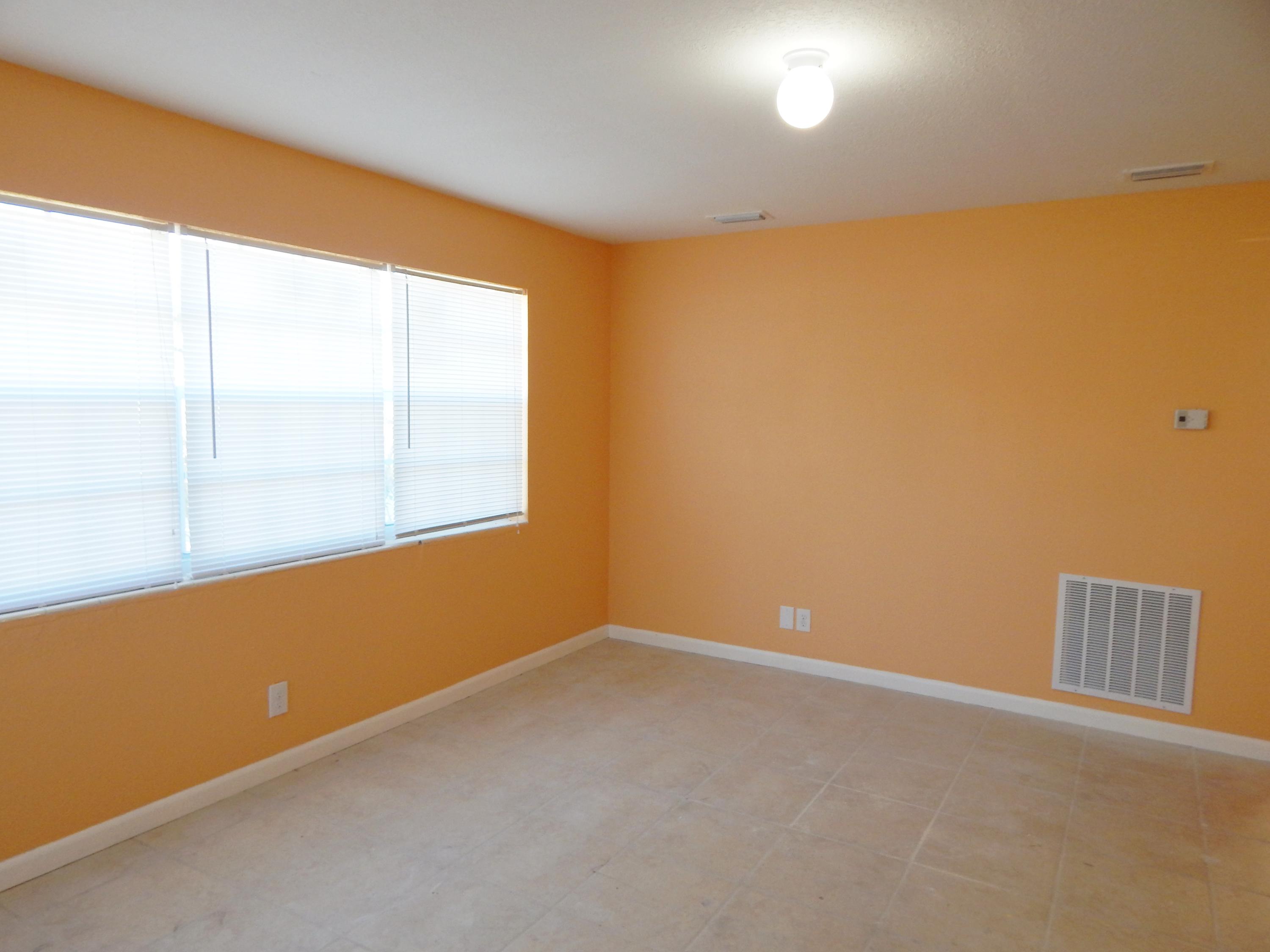 191 East 24th Street Riviera Beach, FL 33404 - Photo 4 of 13 191 E 24th St