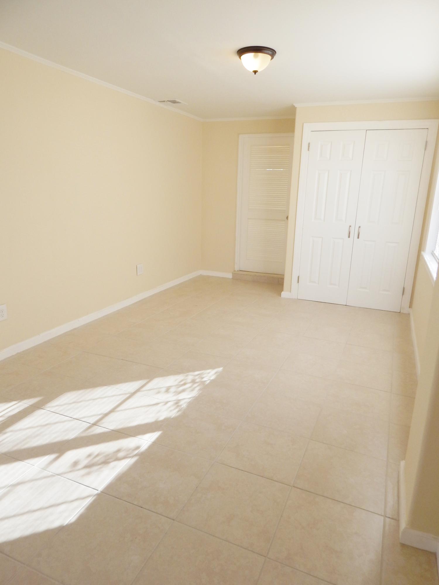 191 East 24th Street Riviera Beach, FL 33404 - Photo 6 of 13 191 E 24th St