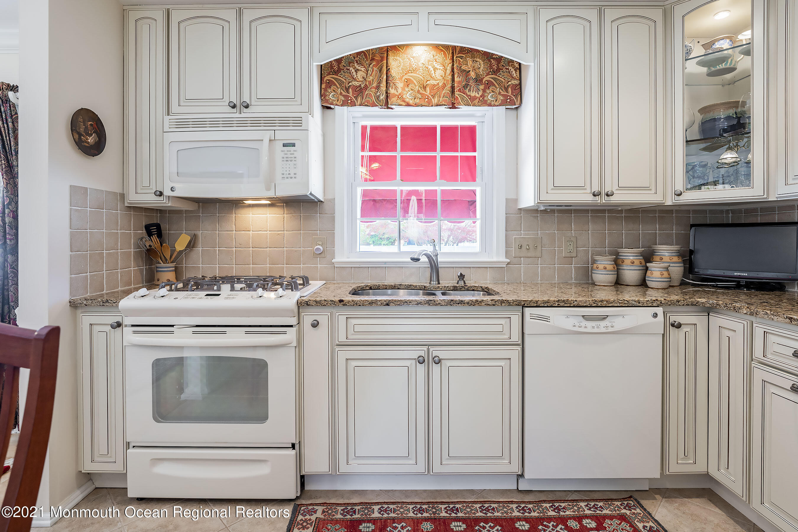 3605 River Road Point Pleasant, NJ 08742 - Photo 14 of 38 Kitchen 2