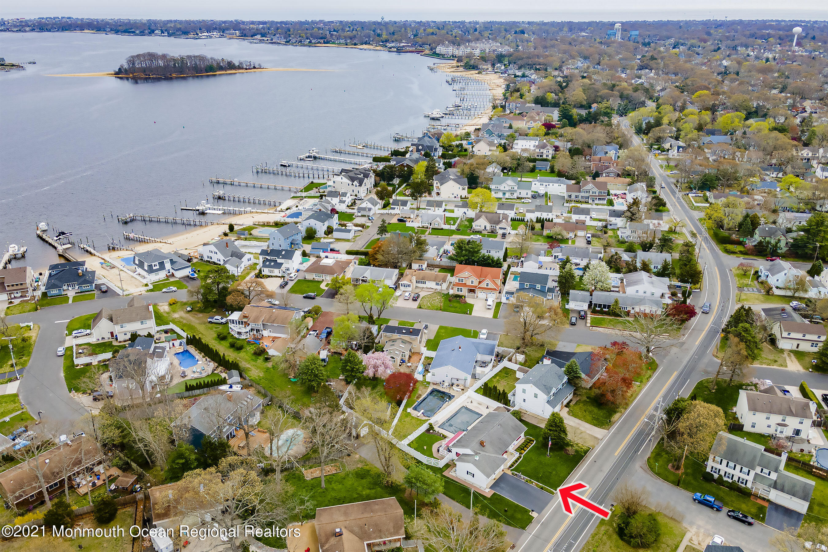 3605 River Road Point Pleasant, NJ 08742 - Photo 5 of 38 Front Left Aerial 1 arrow