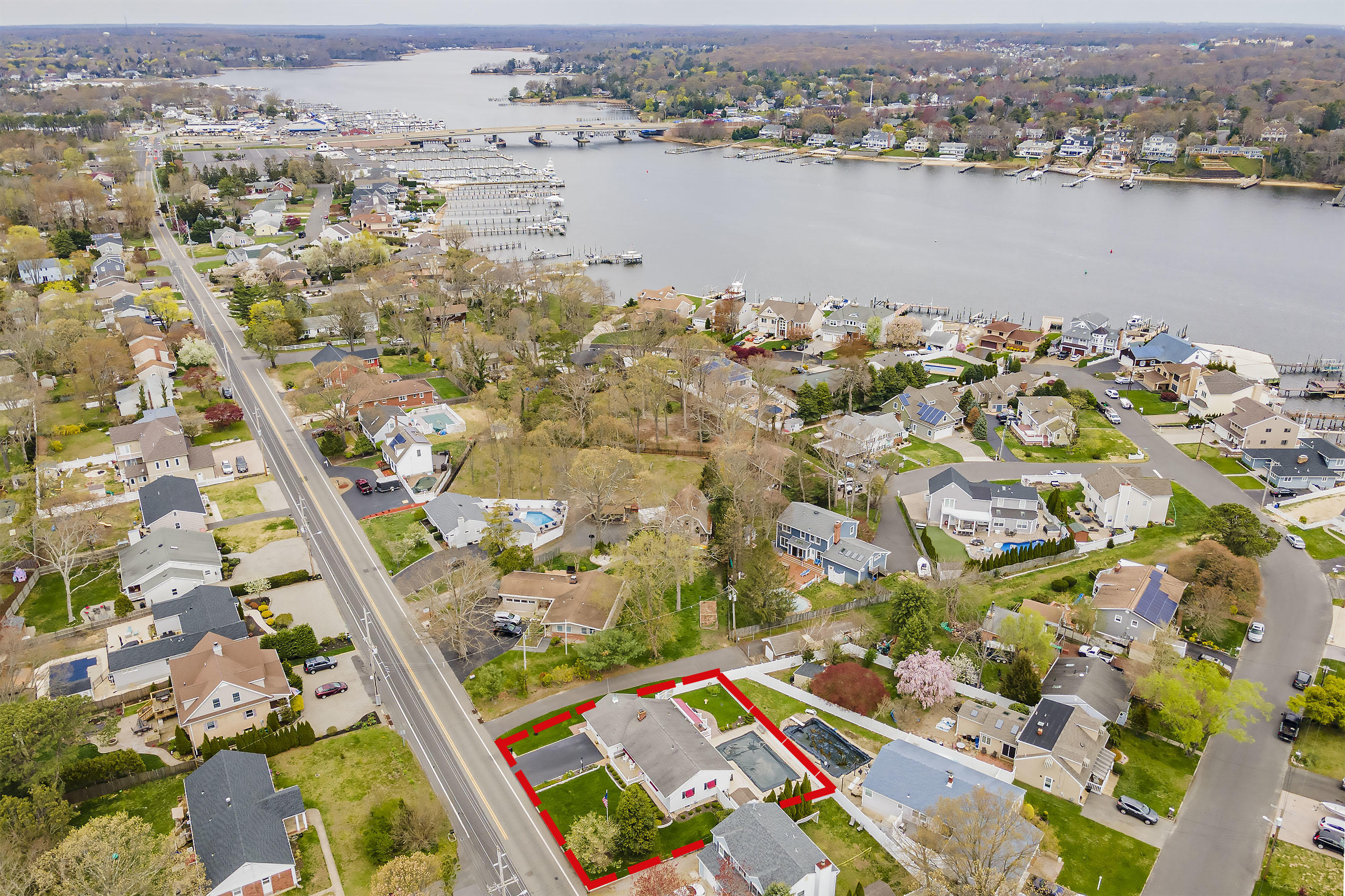 3605 River Road Point Pleasant, NJ 08742 - Photo 6 of 38 Front Right Aerial 1 outline