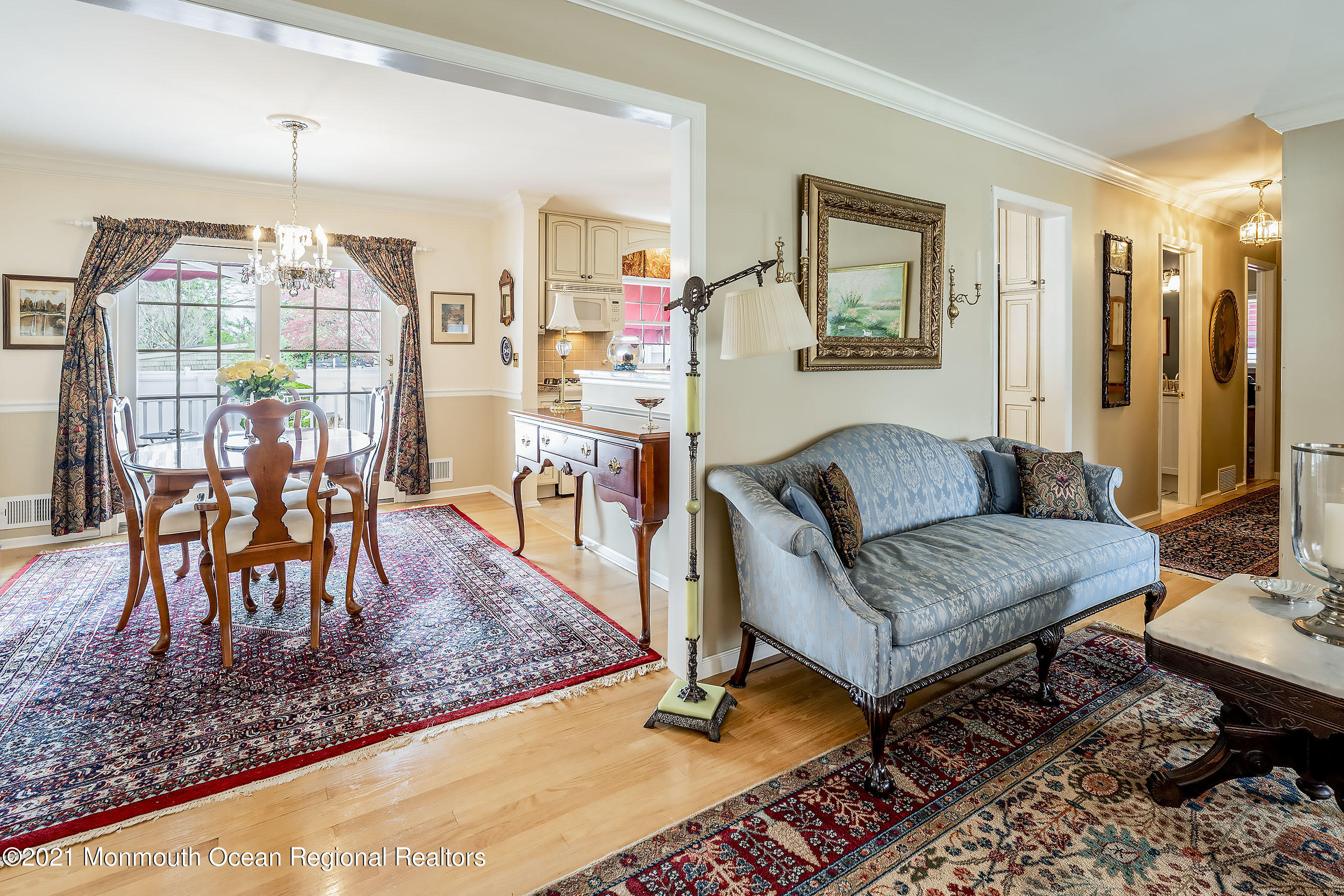 3605 River Road Point Pleasant, NJ 08742 - Photo 10 of 38 Living to dining 1