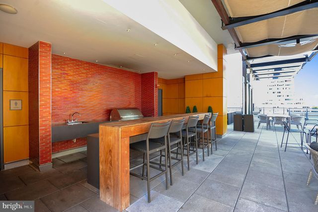 a car parked in front of building