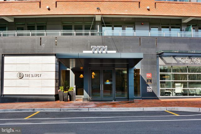 $710,000 | 7171 Woodmont Avenue, Unit 205, Bethesda, MD 20814