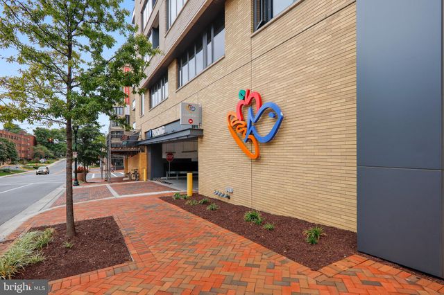 $710,000 | 7171 Woodmont Avenue, Unit 205, Bethesda, MD 20814