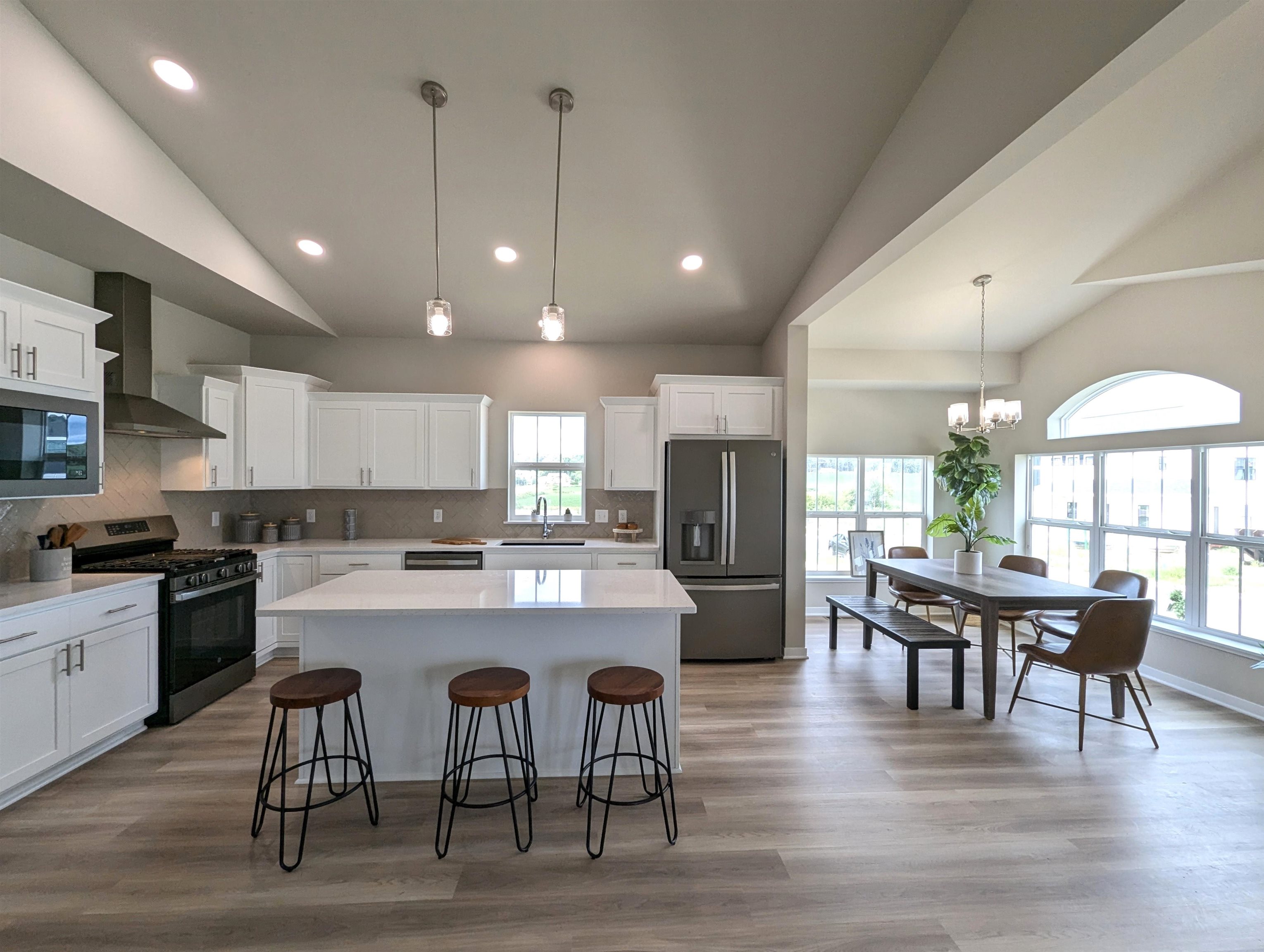 6667 Redpoll Road Middleton, WI 53562 - Photo 3 of 58