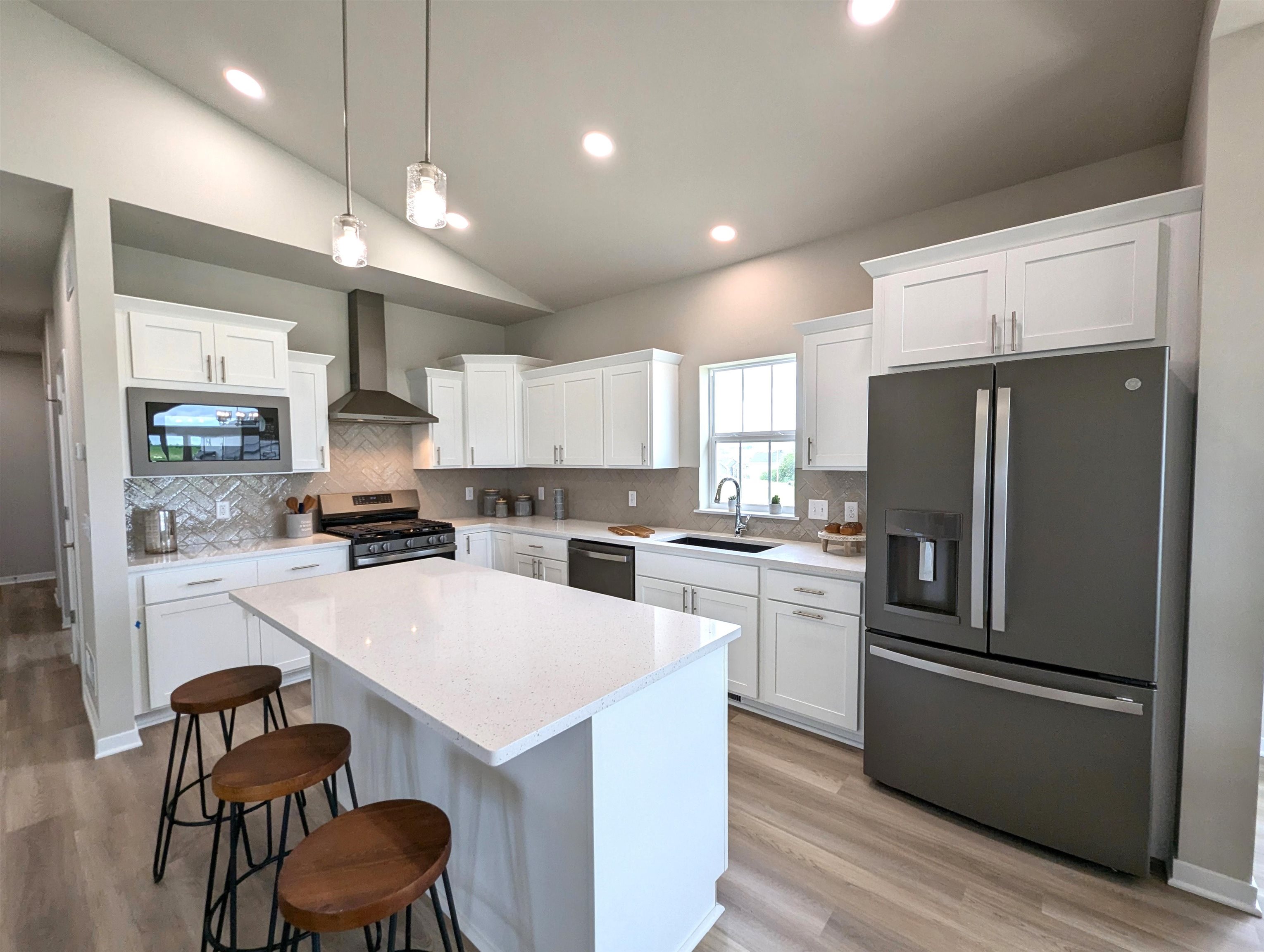 6667 Redpoll Road Middleton, WI 53562 - Photo 6 of 58